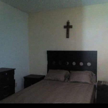 Casa Con Alberca!! Ixtapa Zihuatanejo Apartman Kültér fotó