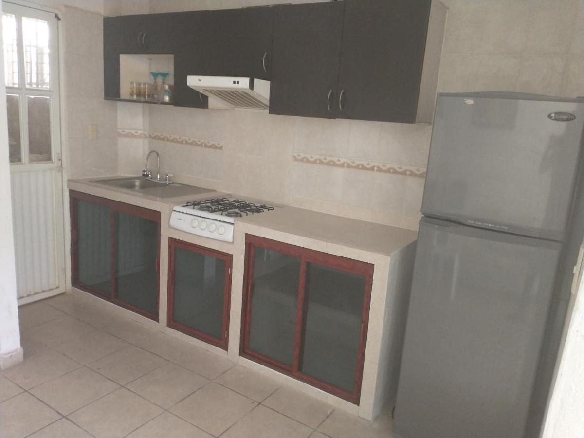 Casa Con Alberca!! Ixtapa Zihuatanejo Apartman Kültér fotó
